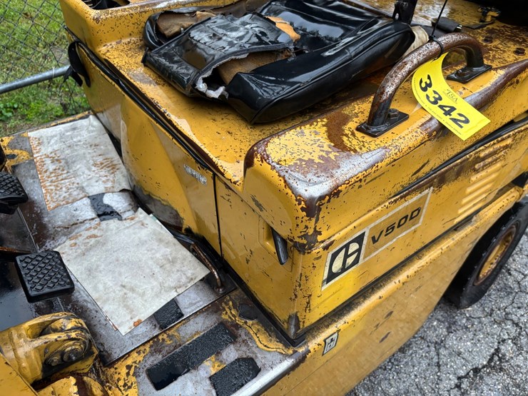 caterpillar-v50b-image-36