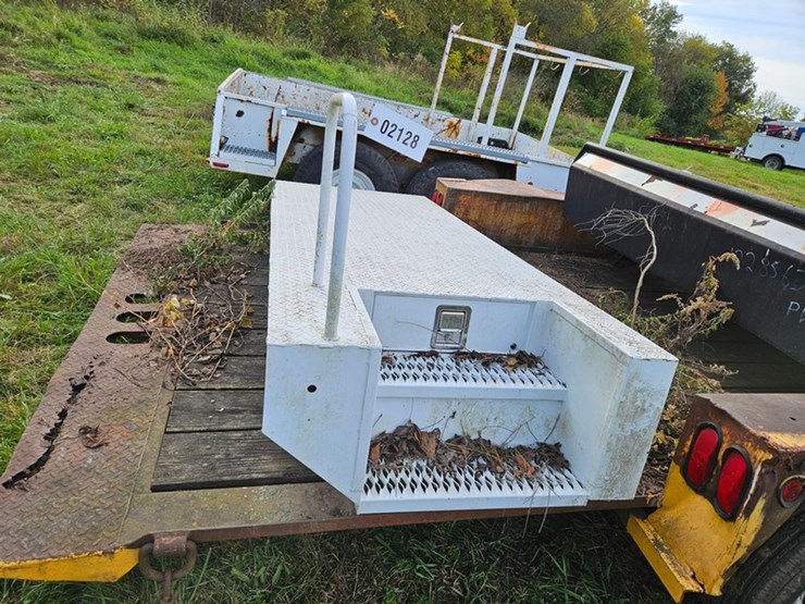 #2128-•-altec-truck-deck-image-4