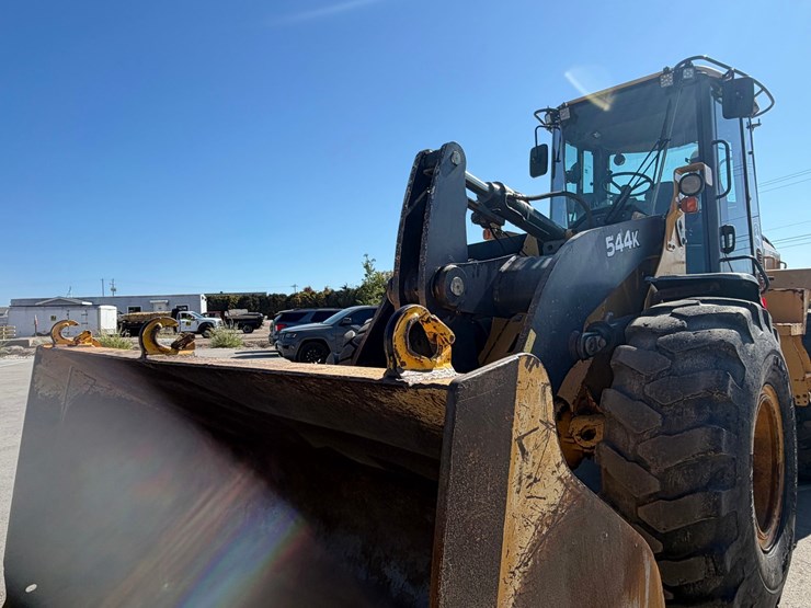 deere-544k-image-10