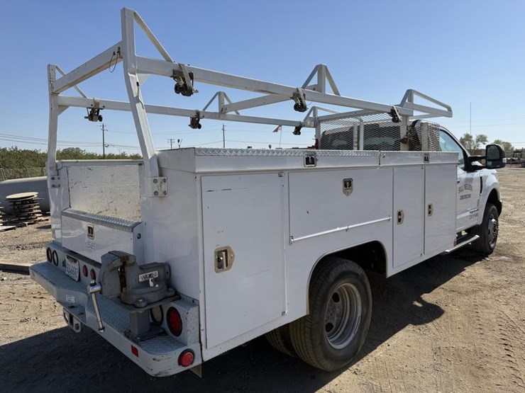 2019-ford-f450-image-3
