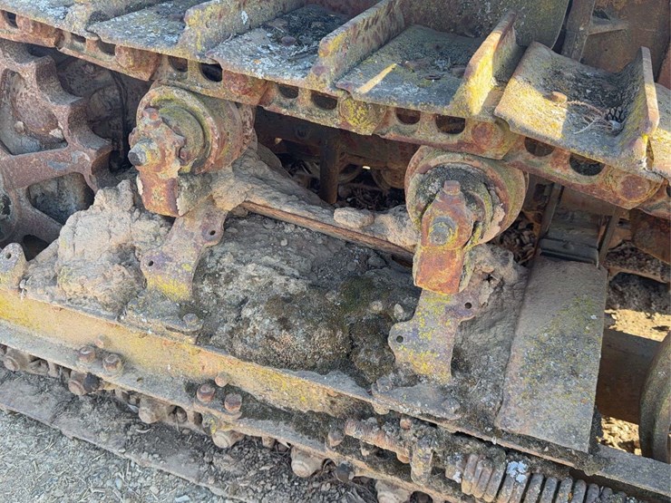caterpillar-30-image-8