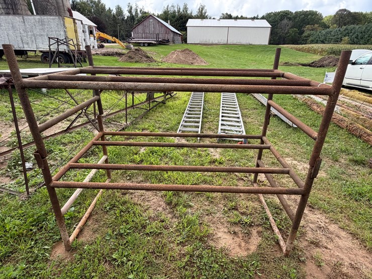 #4045-•-heavy-duty-stackable-rack-image-1