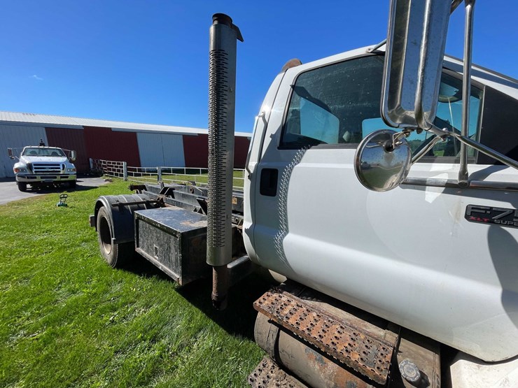 2008-ford-f750-image-40