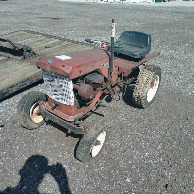 SIMPLICITY WONDER BOY 700 GARDEN TRACTOR