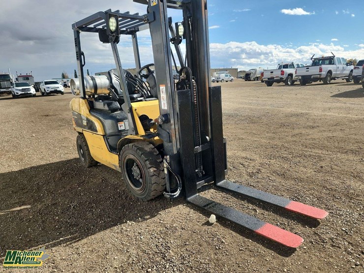 2020-caterpillar-gp30n-image-2
