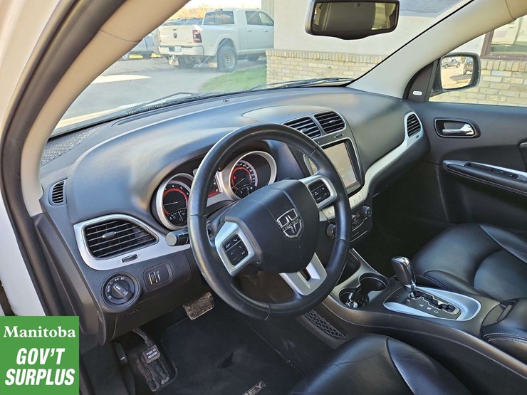 2015-dodge-journey-image-17
