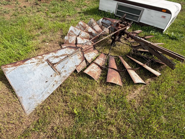#4046-•-windmill-stand-image-10
