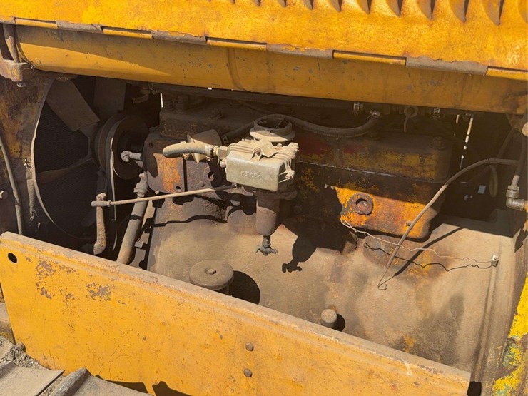 caterpillar-10-image-22