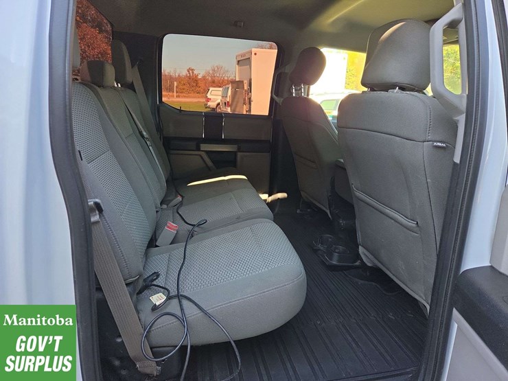 2017-ford-f150-image-26