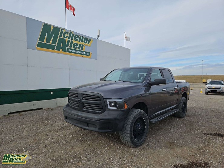 2017-dodge-1500-image-1
