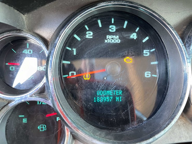 2008-chevrolet-2500-image-58