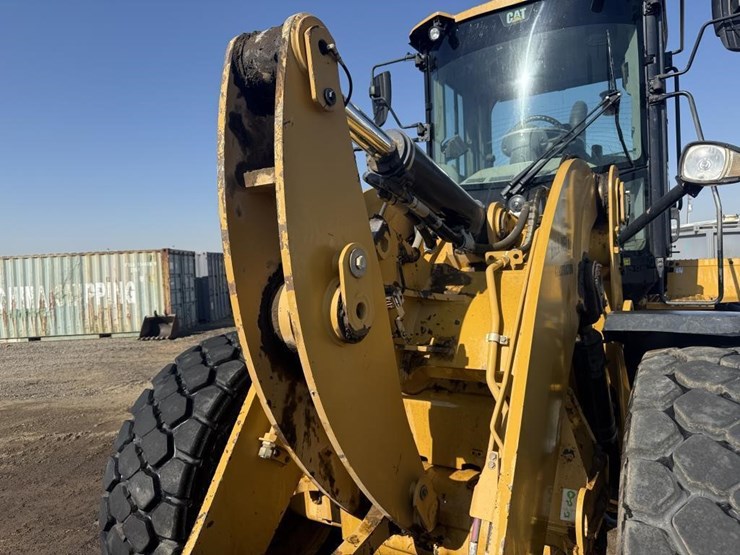 2018-caterpillar-930m-image-12