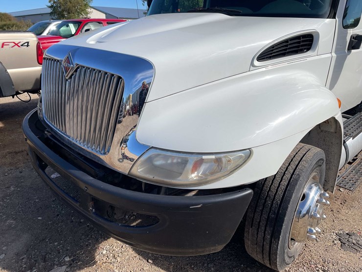 #1796-•-2012-navistar/international-box-truck-with-morgan-box-(has-wisconsin-title)-image-15