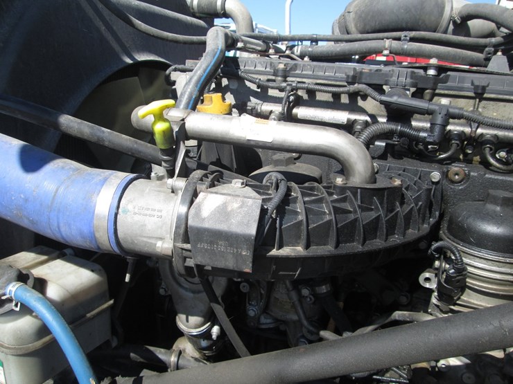 2020-western-star-4900-image-28
