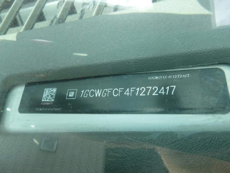 2015-chevrolet-express-2500-image-15
