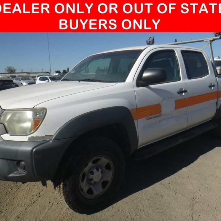 2013 TOYOTA TACOMA