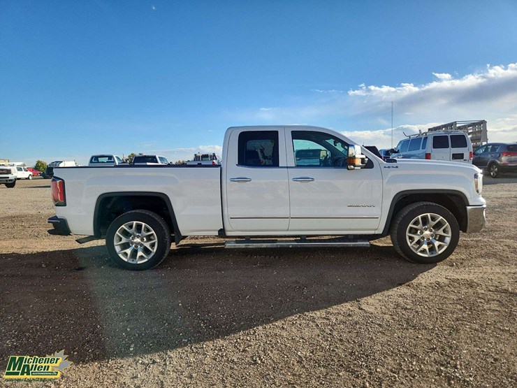 2017-gmc-sierra-1500-image-27