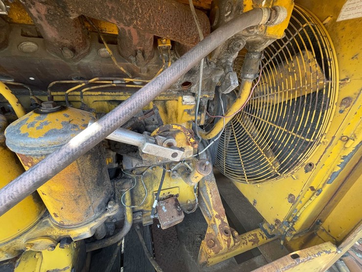 caterpillar-d343-image-19