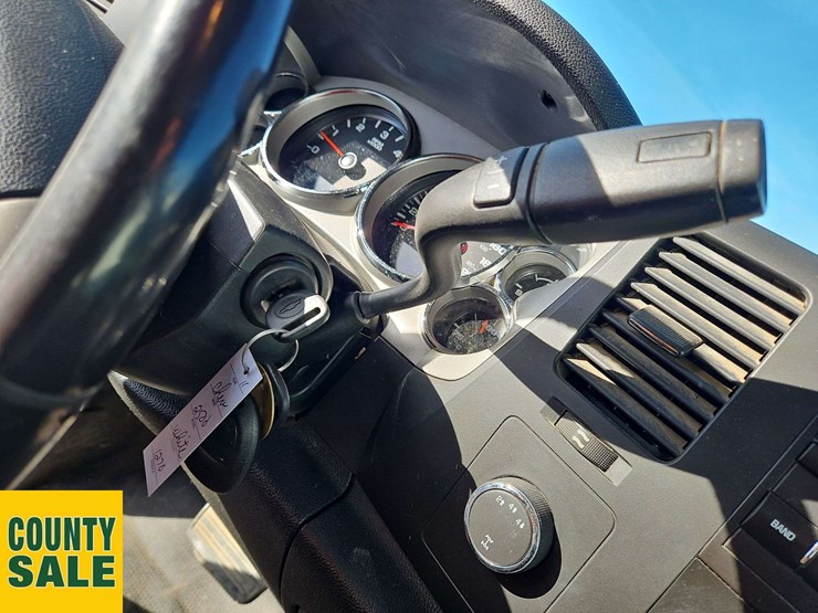 2011-chevrolet-silverado-2500hd-image-21