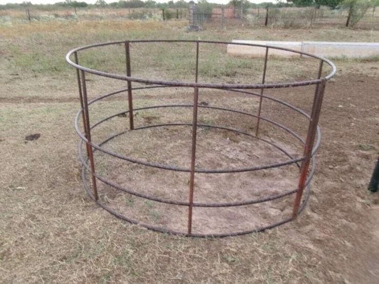 3-hay-rings--1-polly-&-2-metal-image-3