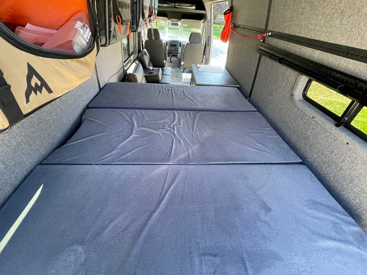 #525-•-2012-mercedes-benz-sprinter-(title-in-delay)-(green-bay,-wi)-image-70