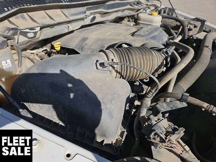 2015-dodge-2500-image-27