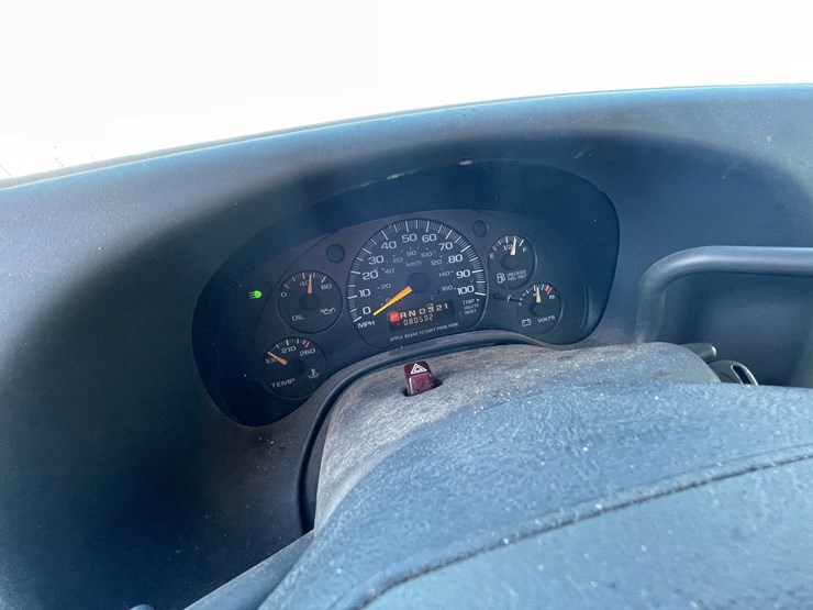 1999-chevrolet-3500-image-40