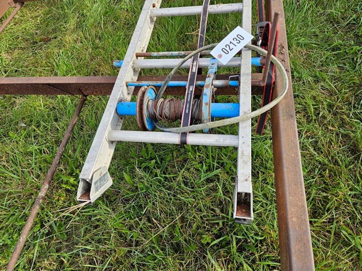 #2130-•-safety-hoist-model-123-hoist-ladder-image-3
