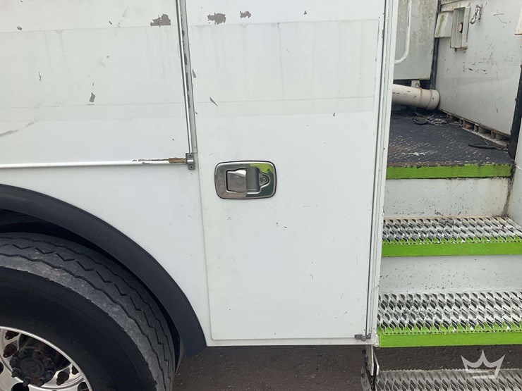 2015-international-durastar-4300-image-27