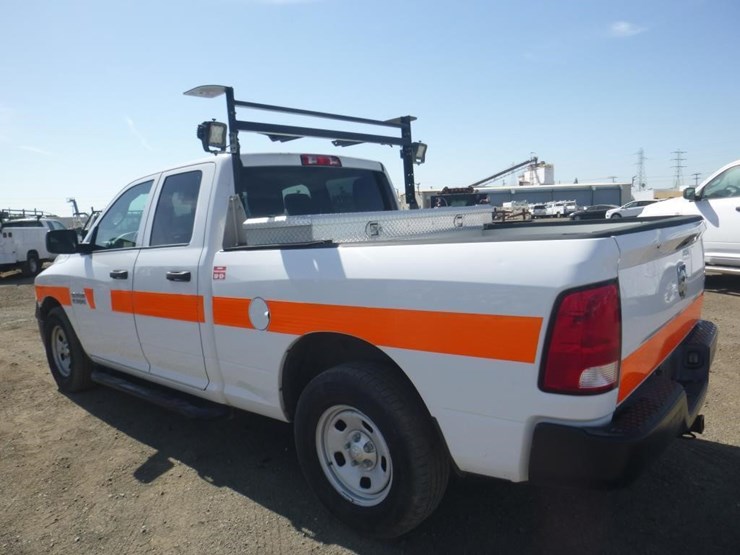 2016-dodge-1500-image-5