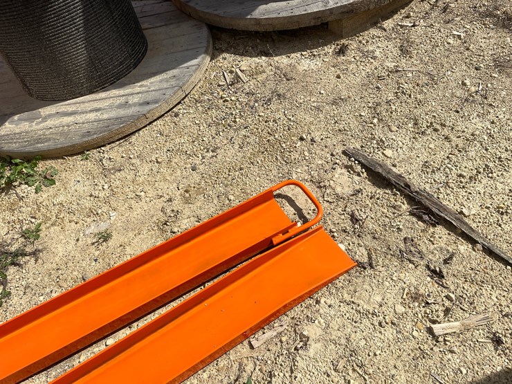 #2068-•-wolverine-skid-steer-pallet-fork-extensions-attachment-image-3