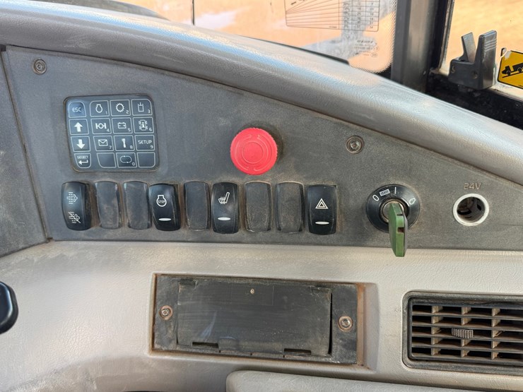 volvo-a35f-image-54