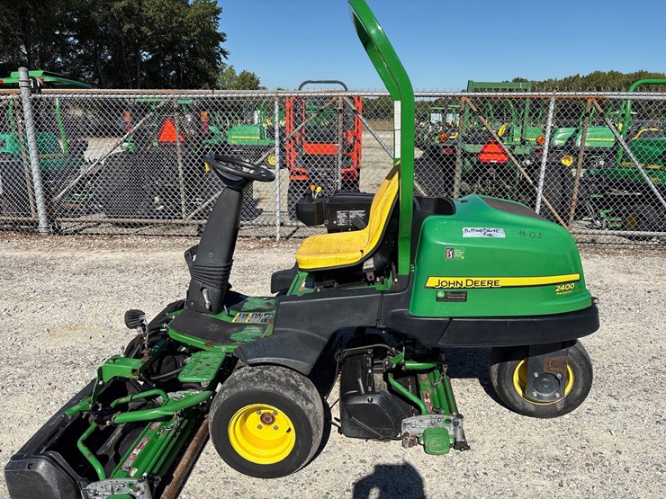 john-deere-2400-image-1