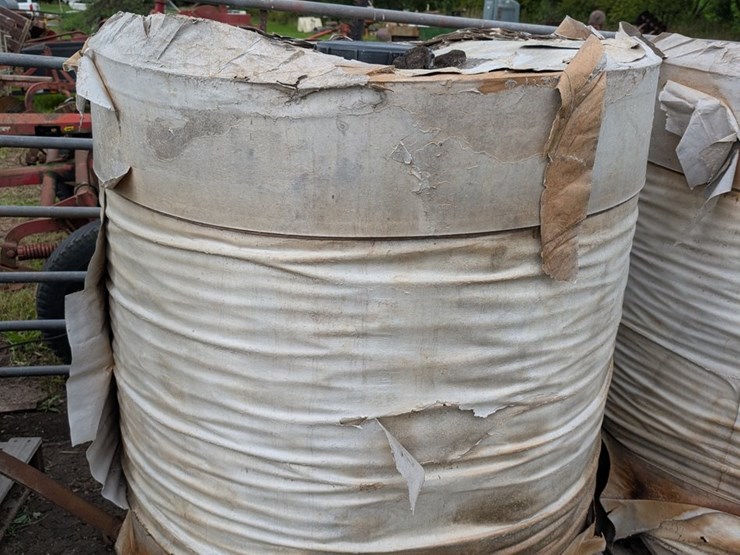 #4070-•-round-225-gallon-tote-image-6