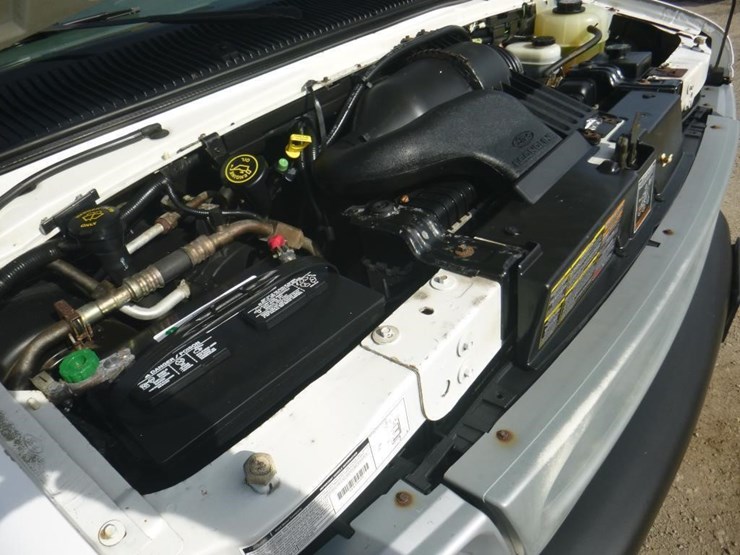 2000-ford-econoline-350-image-8