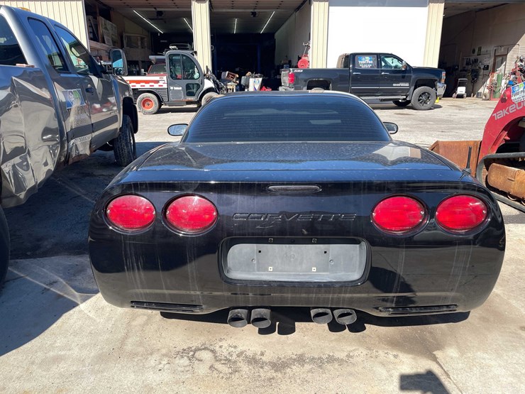 #1789-•-2001-chevy-corvette-(has-wi-title)-image-6