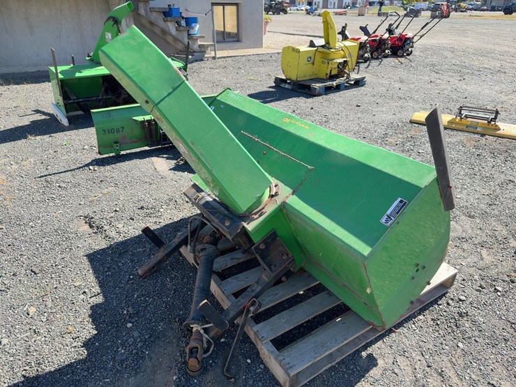 john-deere-1575-image-12