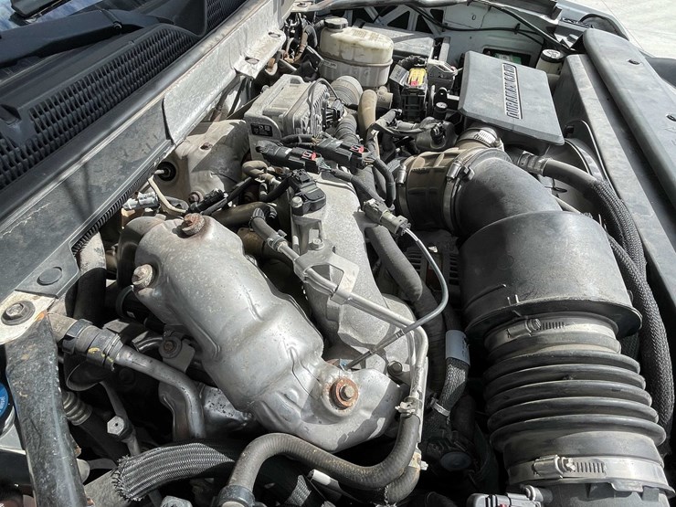 2018-chevrolet-3500-image-83