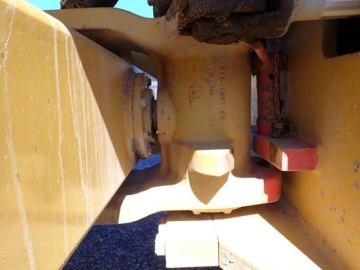 2011-caterpillar-cs44-image-29