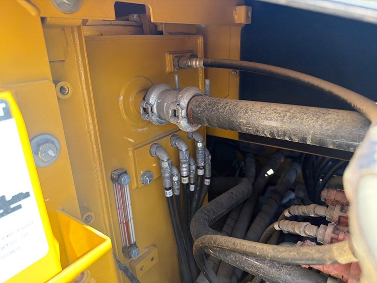 deere-85g-image-64