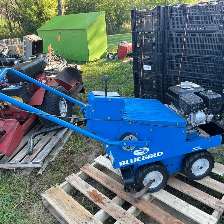 #3174 • Bluebird SC550 Sod Cutter