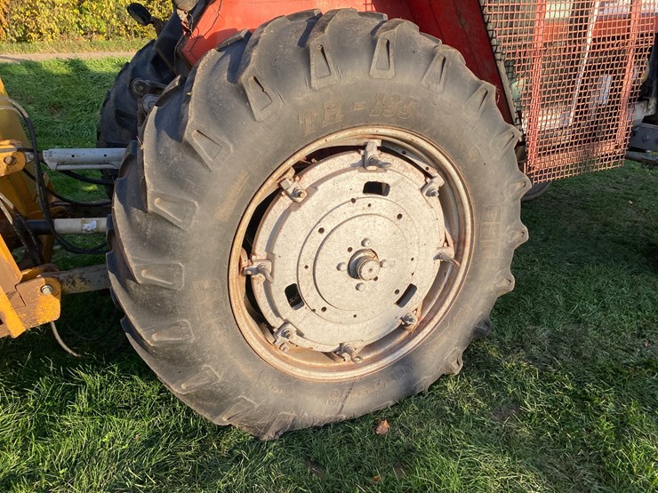 massey-ferguson-2675-image-39