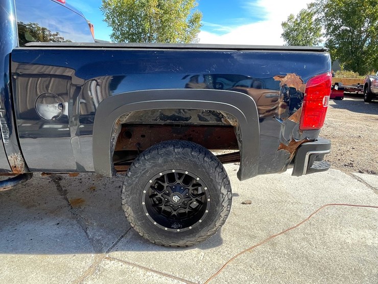 2007-chevrolet-2500-image-16