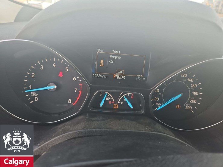 2017-ford-escape-se-image-18