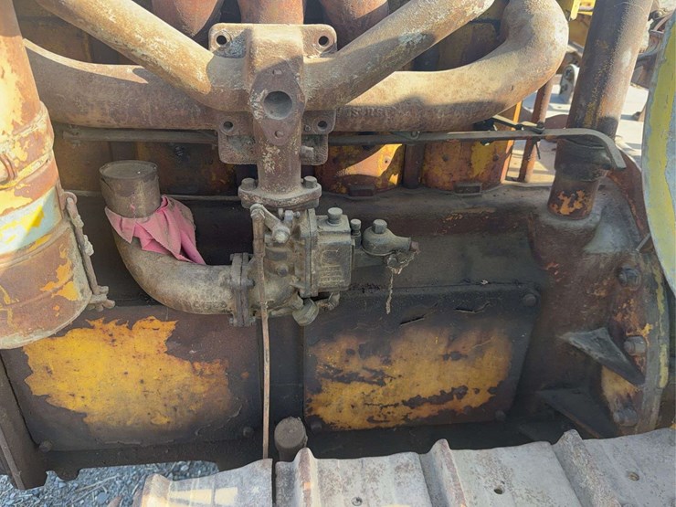 caterpillar-thirty-image-20