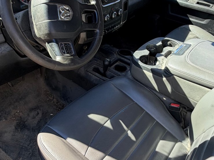 #147-•-2014-dodge-truck-(has-wi-title)-(bear-creek,-wi)-image-10