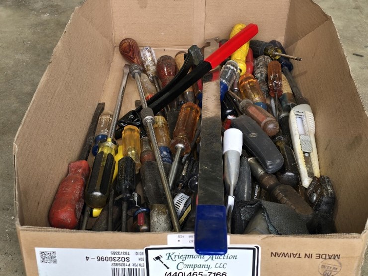 flat-of-misc-tools-image-2