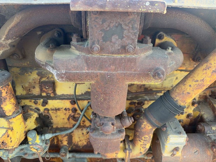 caterpillar-thirty-image-25