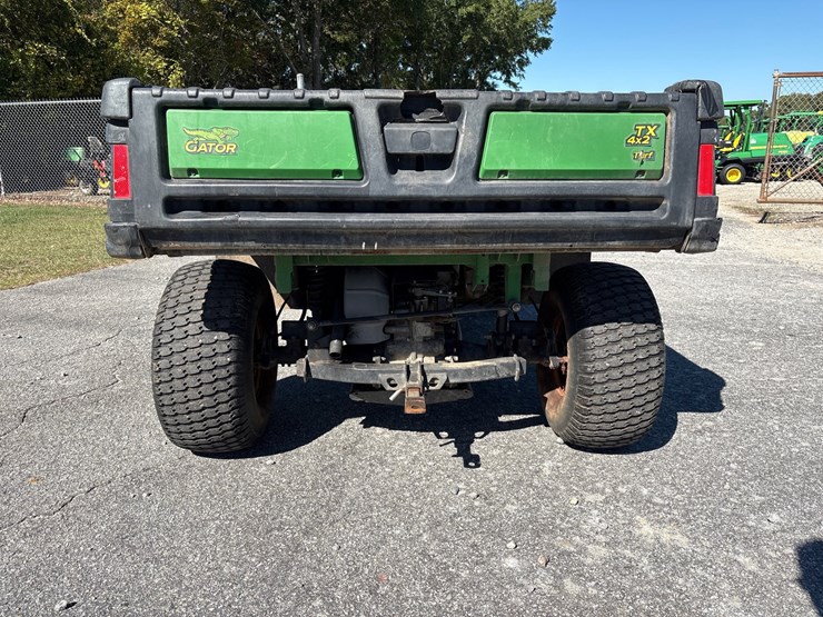 john-deere-turf-gator-image-15