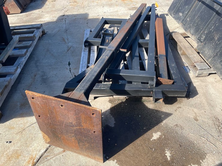 #1827-•-articulating-jib-crane-image-4